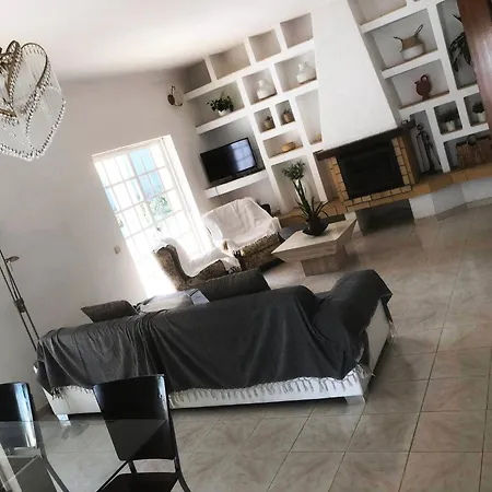 Moradia Penina V3 Ferienhaus Portimão